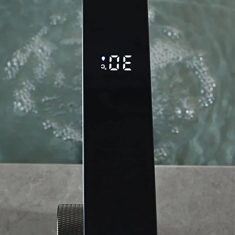 Robinet de lavabo de salle de bain à affichage numérique intelligent LED en laiton